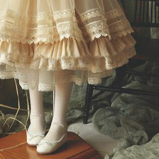 ball jointed porcelain dolls